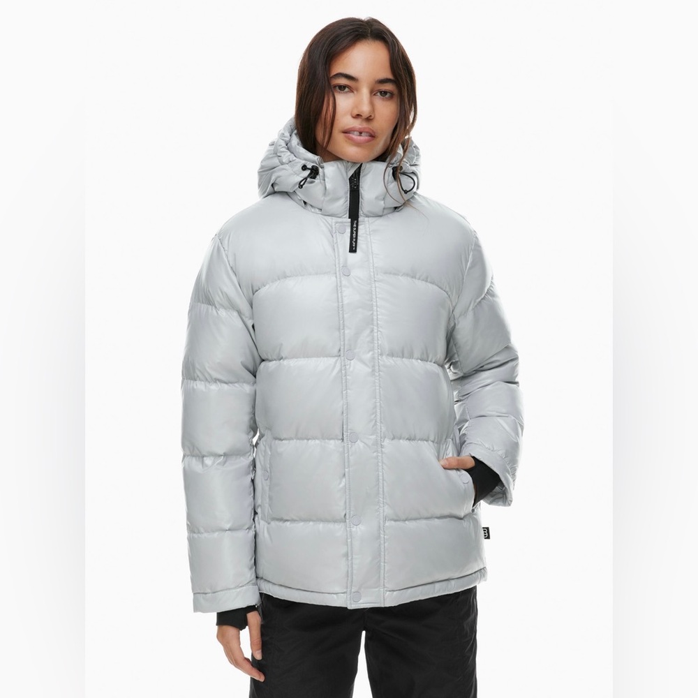 Aritzia SuperPuff, XS, pearl gray, medium length